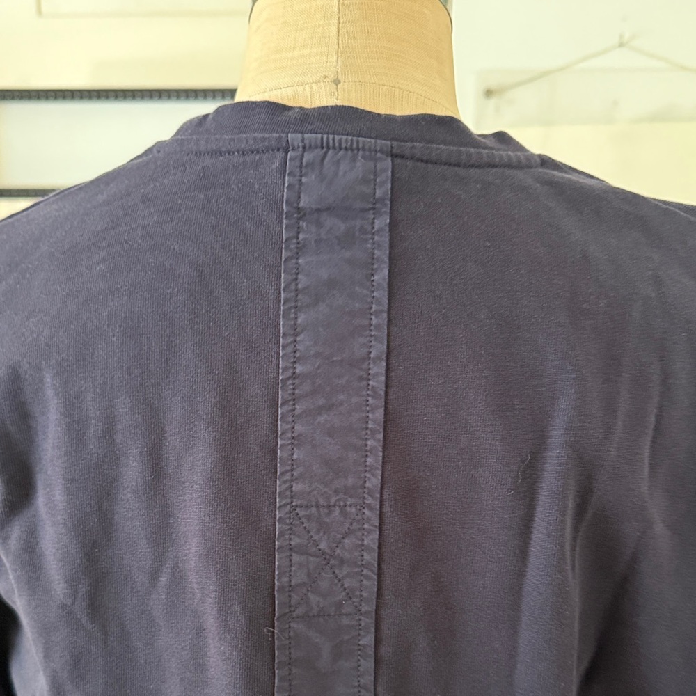 COS navy blue Cropped T-Shirt with Pocket - Picture 4 of 6